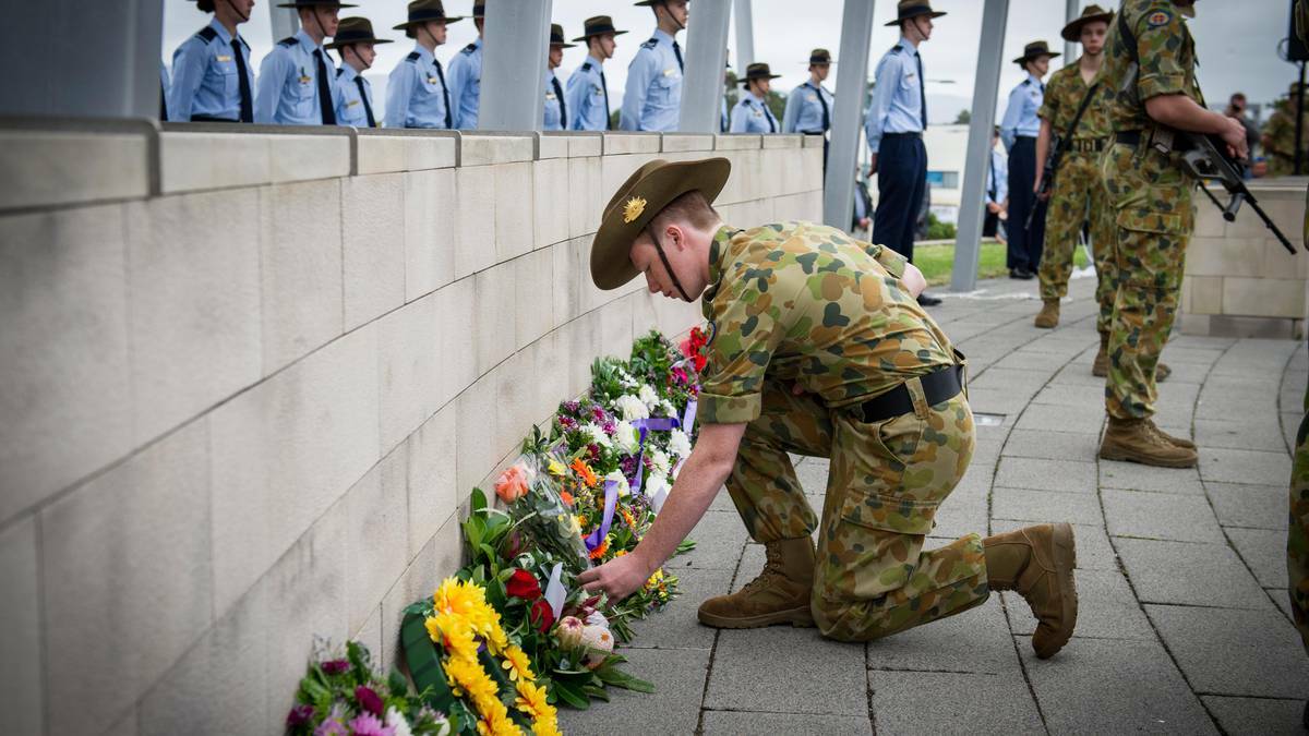 SHELLHARBOUR: Large crowds gathered to commemorate Anzac Day at Albion Park. Photo: The Kiama Independent.