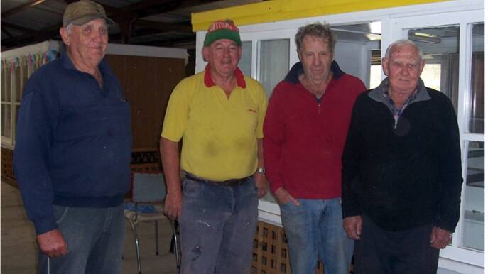 member of the Canowindra Men’s Shed who participated in this project.
Left to right. Chris Weaver, Warwick Bowd, Merv Stenhouse, Noel Preston and (absent) Brian Grant.