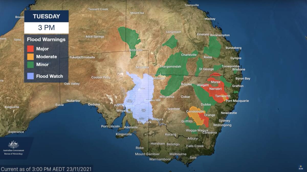 A map of flood warnings for central and eastern Australia. There are major flood warnings for the Lachlan, Namoi and Gwydir rivers and an initial flood watch for parts of South Australia.