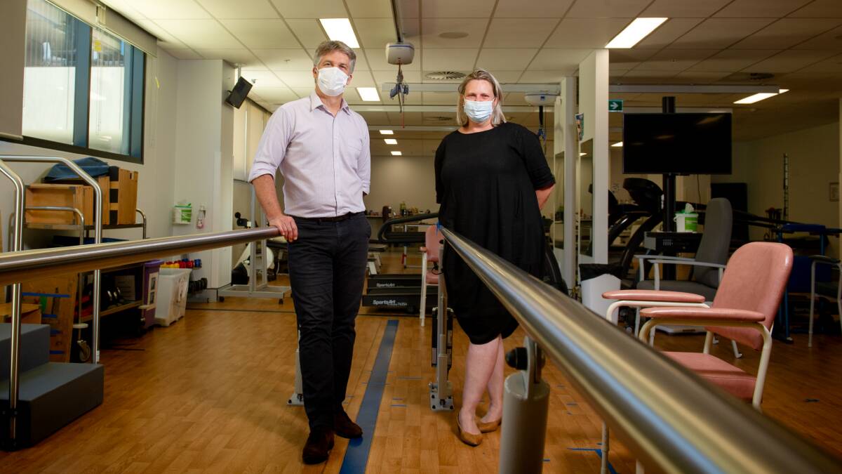 Todd Kaye and Michelle Bennett, at University of Canberra Hospital post-COVID rehabilitation clinic. Picture: Elesa Kurtz