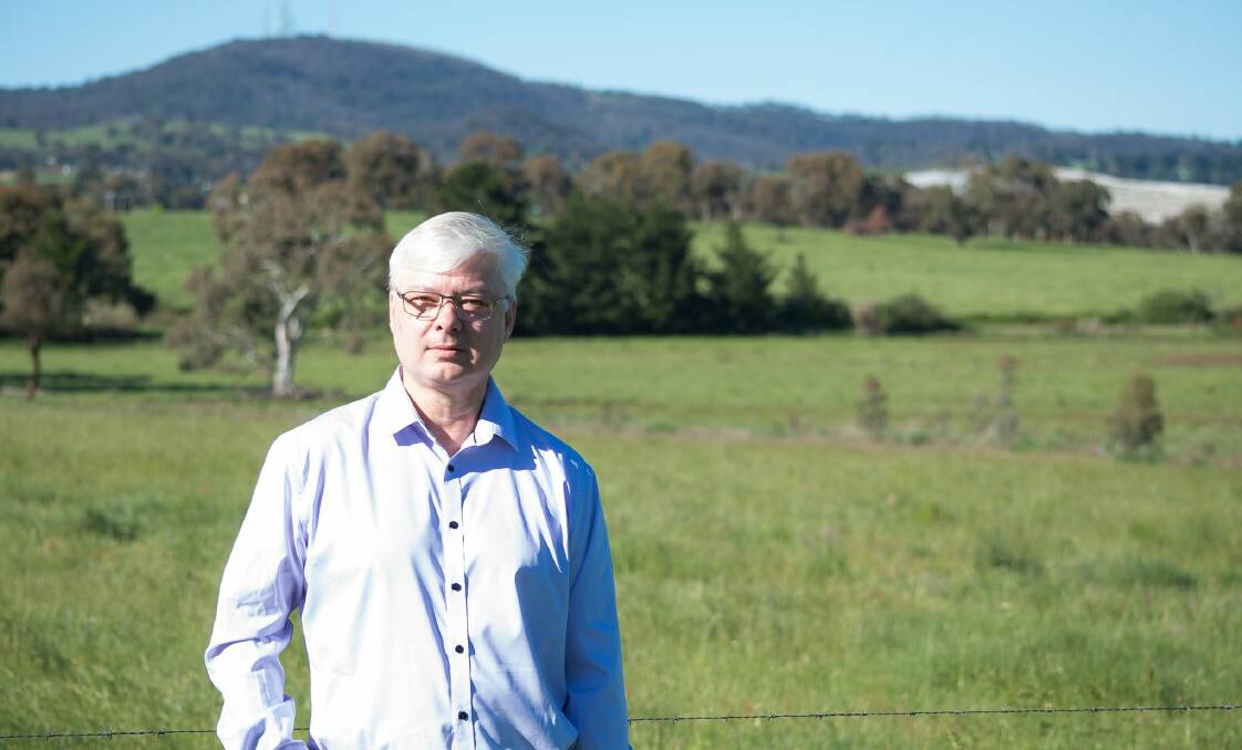 Dr Andrew Rawson is putting his hat in the ring for a seat on Cabonne Shire Council.