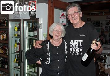 Margot and Bob Craven are leaving taste Canowindra. Photo courtesy of Federation Fotos.