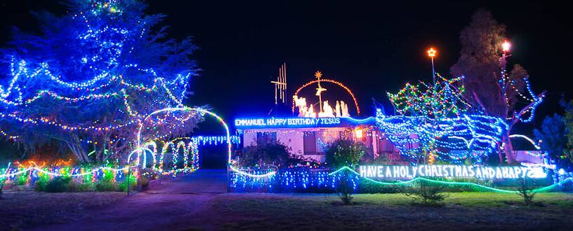 A Christmas light display in Canowindra's Preston Street. File photo by Federation Fotos. 