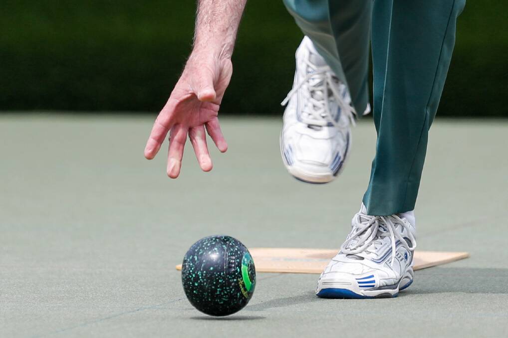 Mixed mufti bowls changes things up for men's bowlers