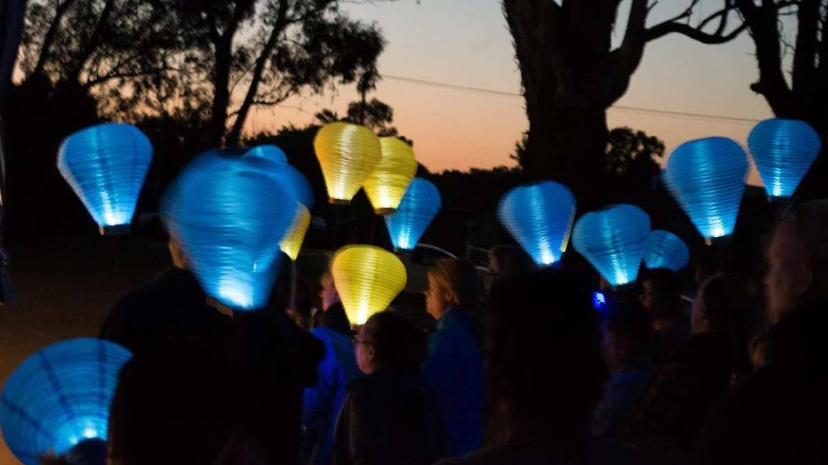 An image of glowing lanterns captured at a previous Light The Night in Canowindra. Photo by Chris Watson (Farmpix Photography).