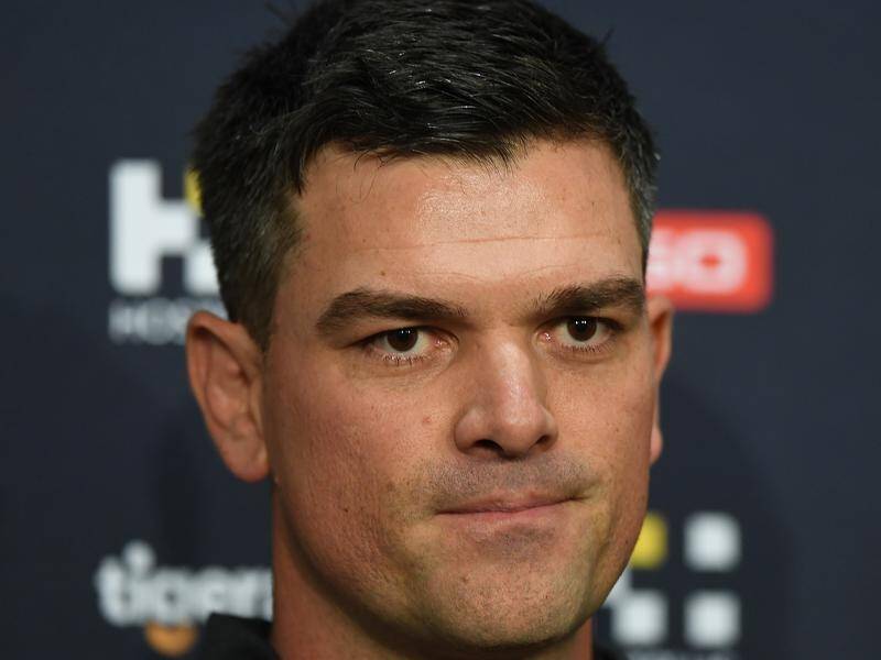 Panthers assistant coach Cameron Ciraldo has knocked back a move to Cronulla.